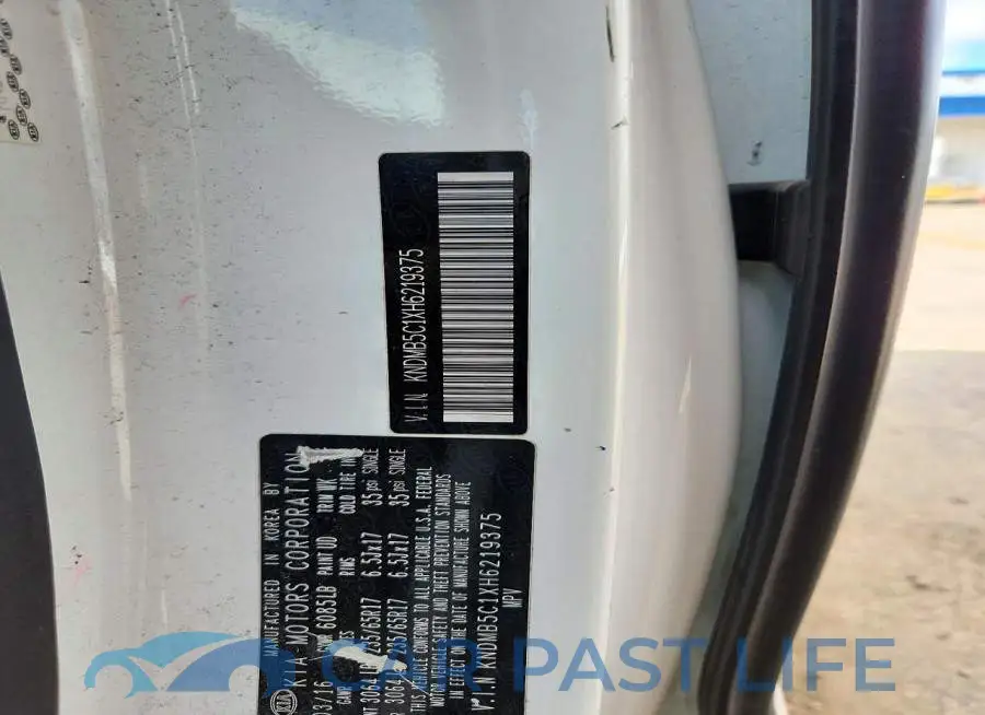 KNDMB5C1XH6219375# 13