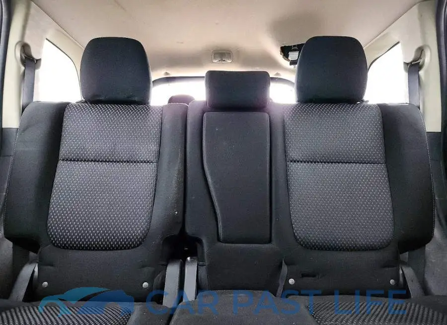 JA4AD2A32JZ066246# 10