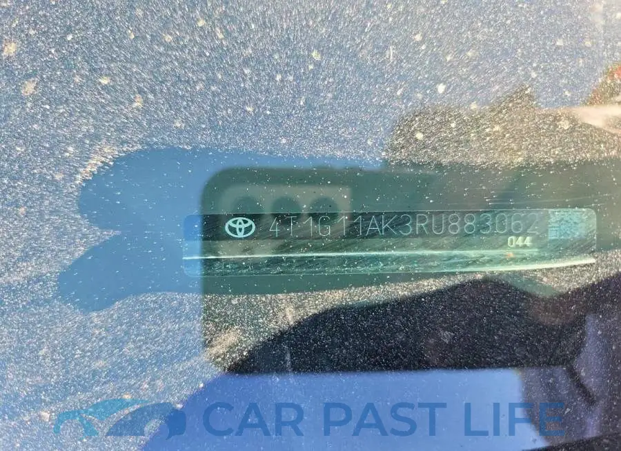 4T1G11AK3RU883062# 12
