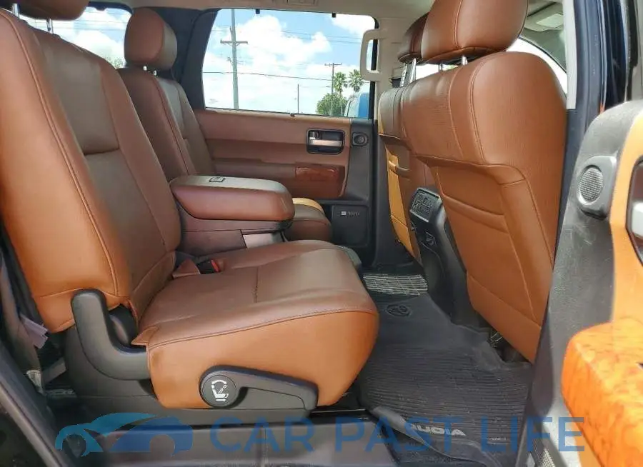 5TDDY5G1XJS159158# 11