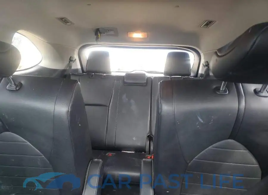 5TDHBRCH6LS506775# 10