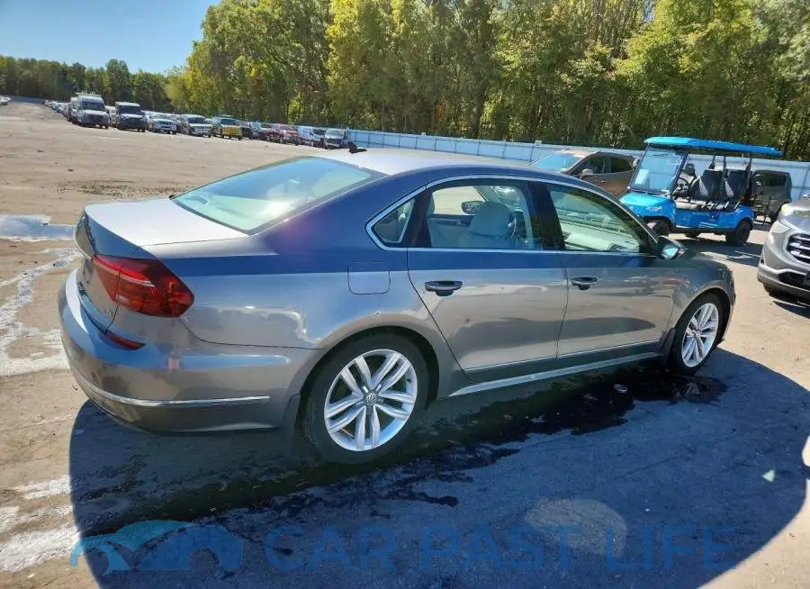 1VWGT7A3XHC025714# 3