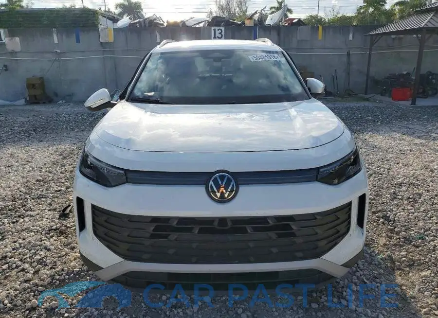 3VVCR7RM1SM026657# 5