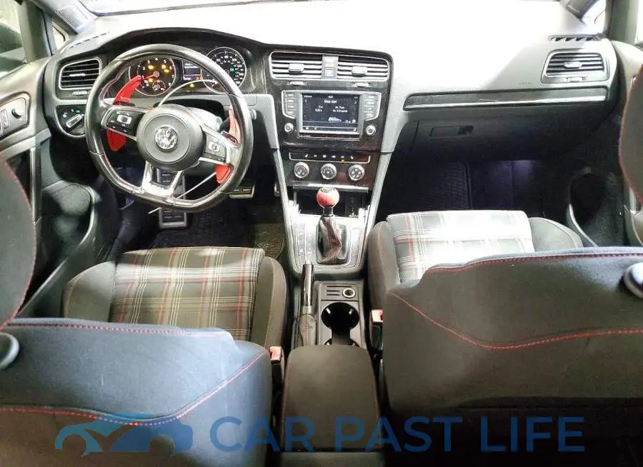 3VW4T7AU0HM030933# 8