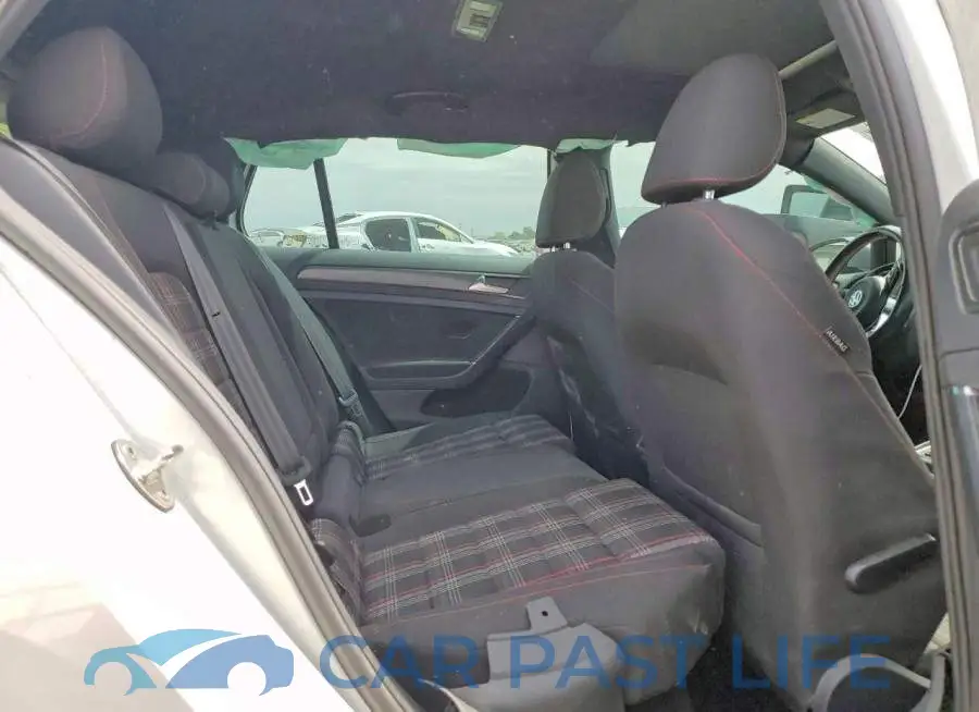 3VW547AUXJM285855# 10