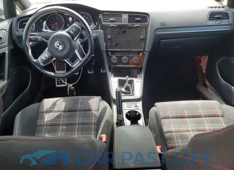 3VW547AUXJM285855# 8