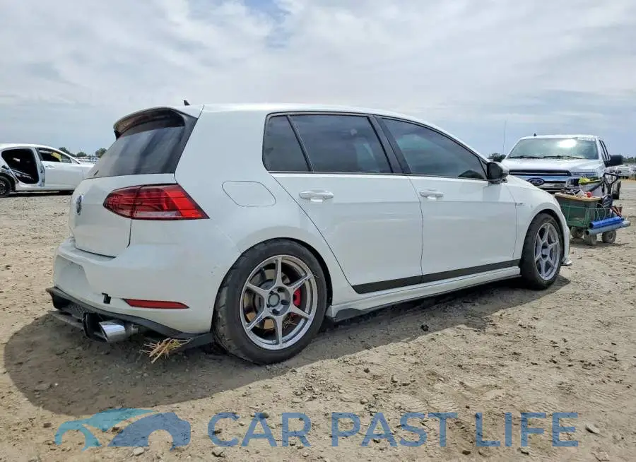 3VW547AUXJM285855# 3