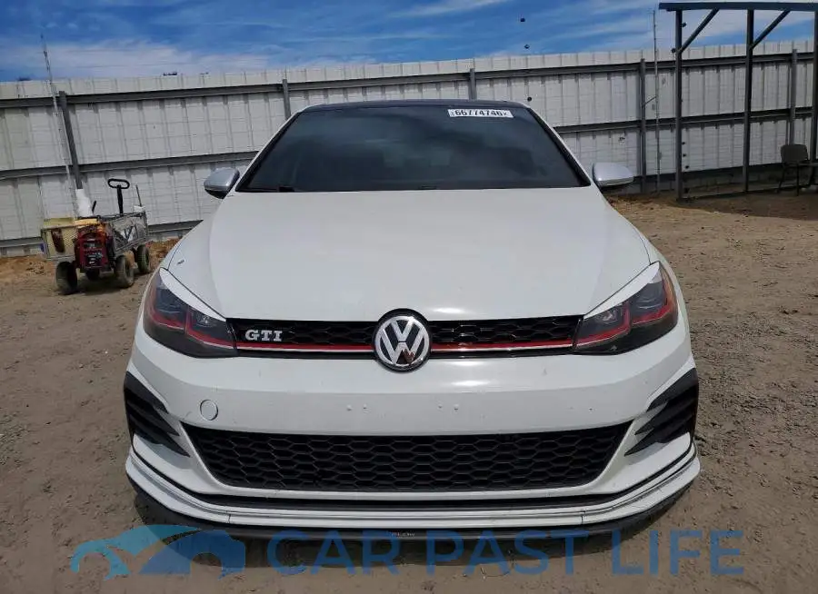 3VW547AUXJM285855# 5