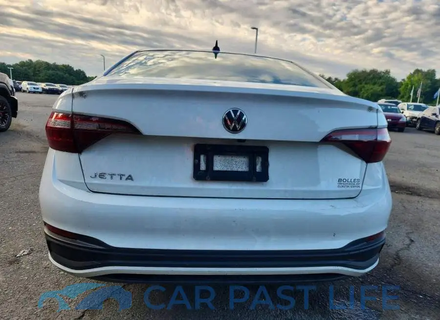 3VW5M7BUXPM007948# 6