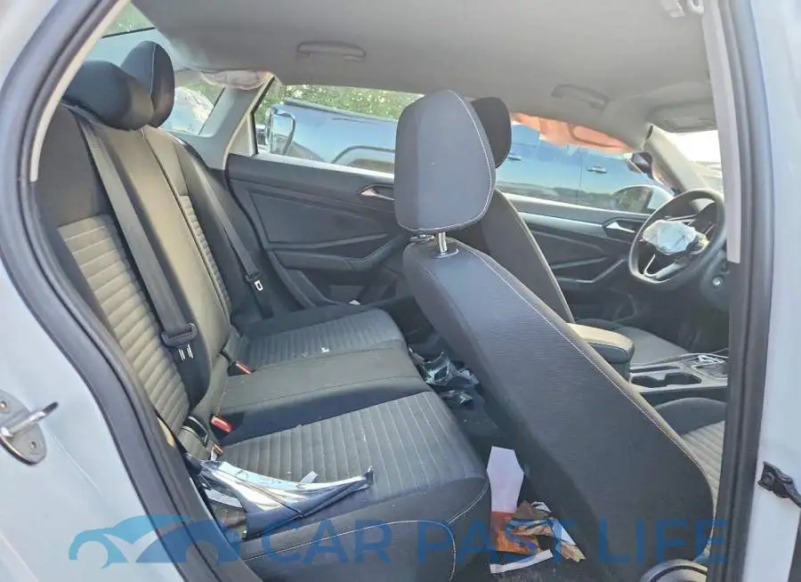 3VW5M7BUXPM007948# 10