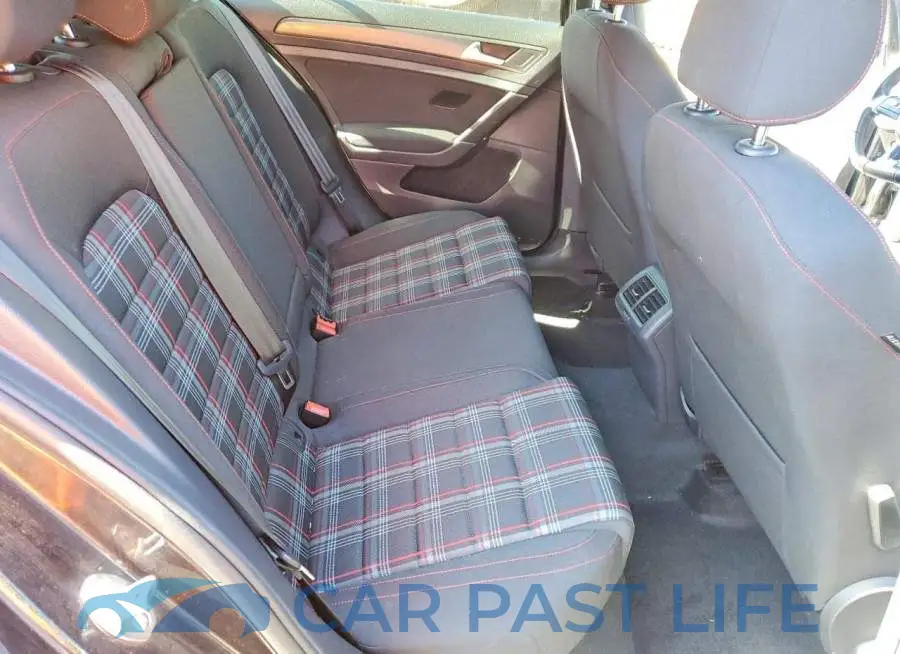 3VW5T7AU4MM003166# 10