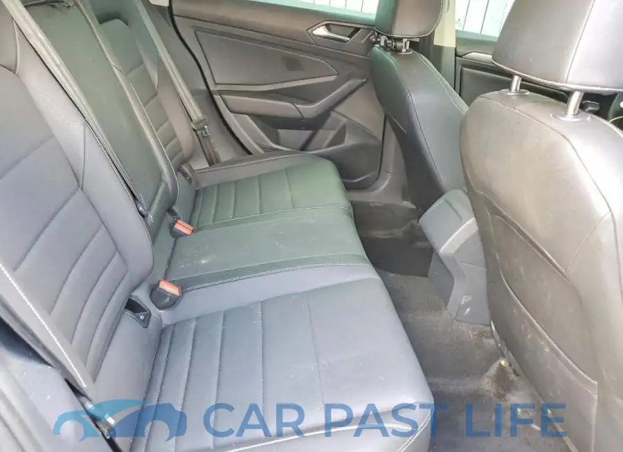 3VW7M7BU7RM089763# 10