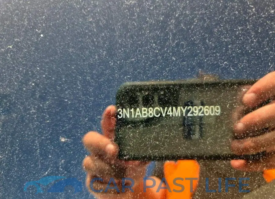 3N1AB8CV4MY292609# 12