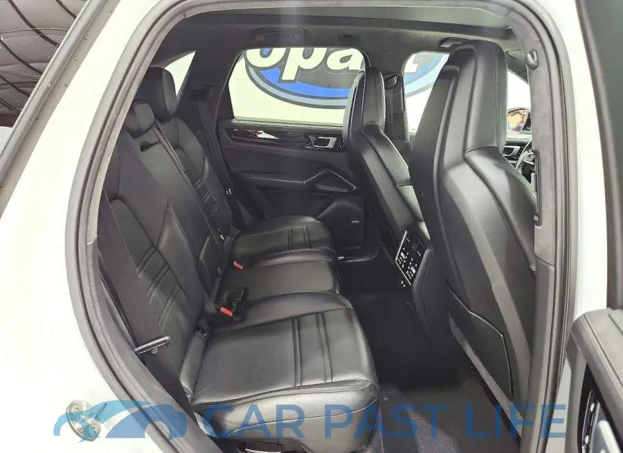 WP1AE2AY4LDA22570# 11