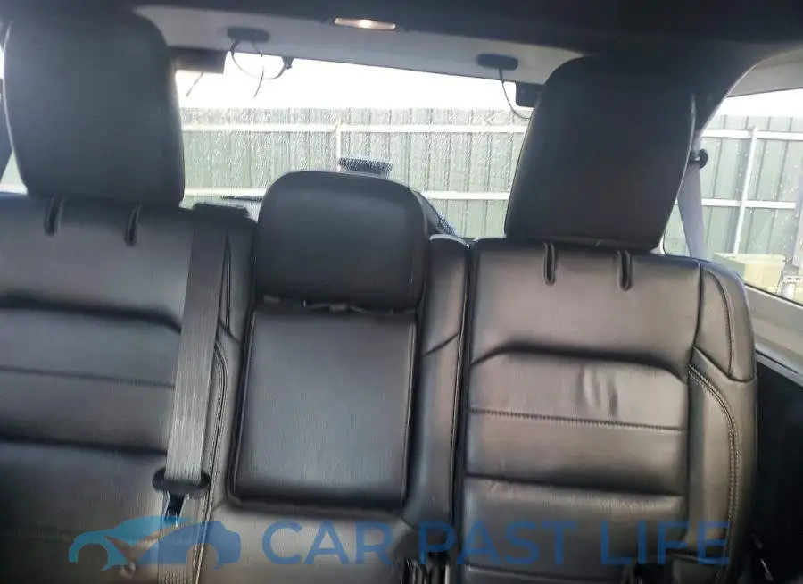 1C4HJXEN1JW243327# 10