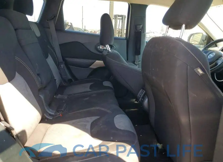 1C4PJLCB9JD545201# 10
