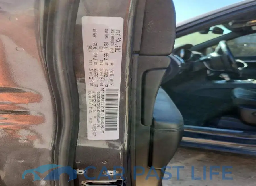 1C4RJFBG0LC137671# 14