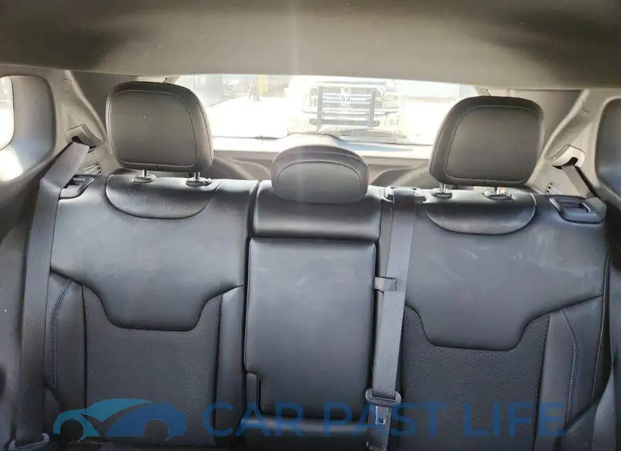 3C4NJDBN9PT533478# 10