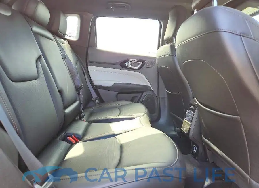 3C4NJDCN3RT160259# 11