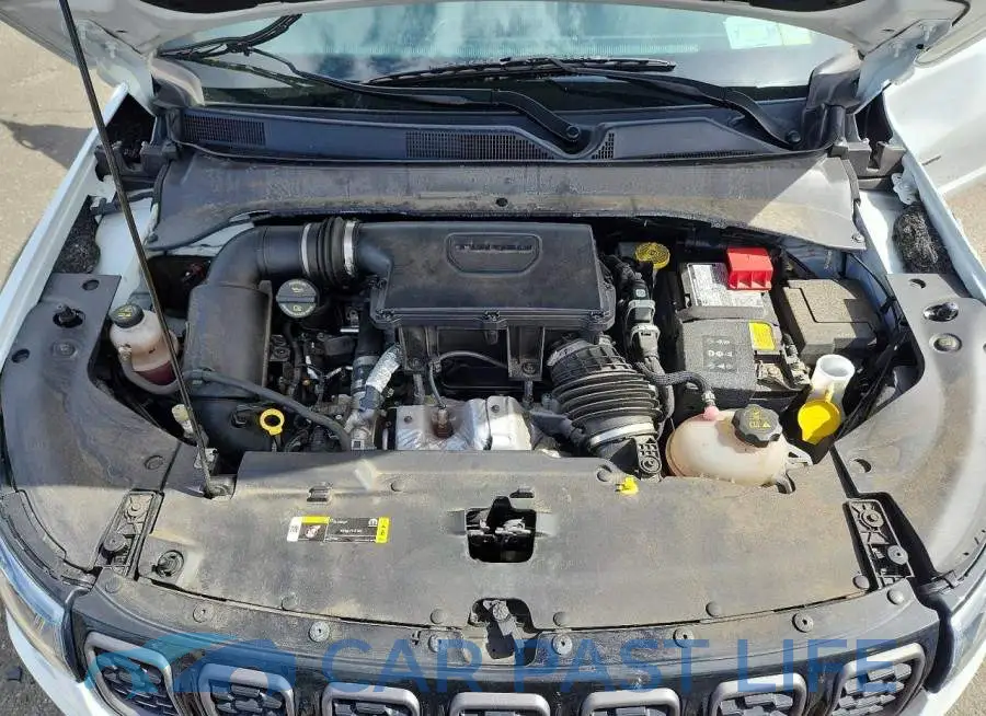 3C4NJDCN3ST537050# 11