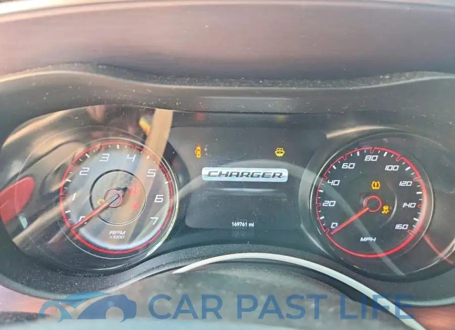 2C3CDXCT9JH252881# 9