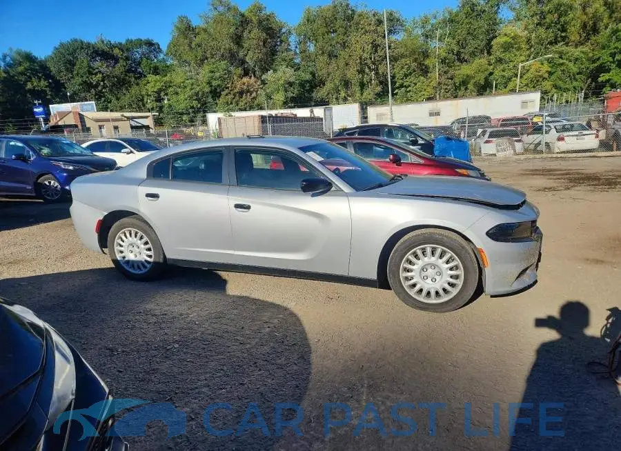 2C3CDXKG9NH244872# 4