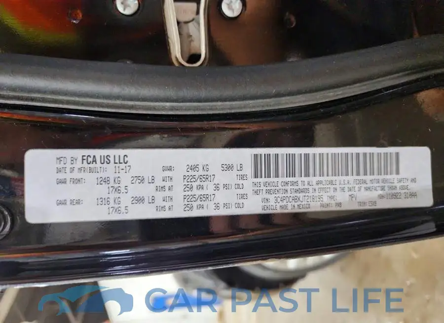 3C4PDCABXJT218195# 13