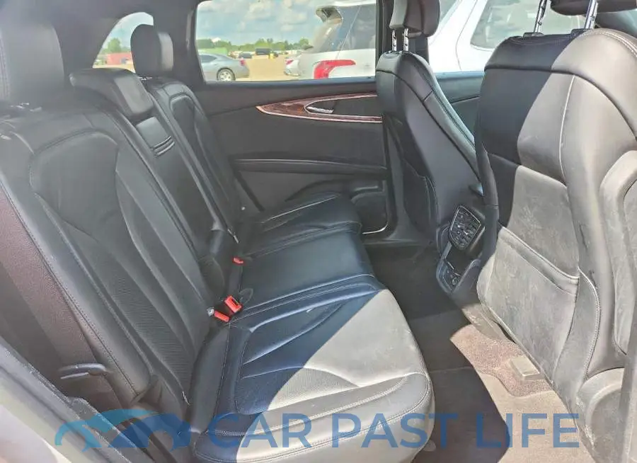 2LMPJ6K95KBL17378# 10