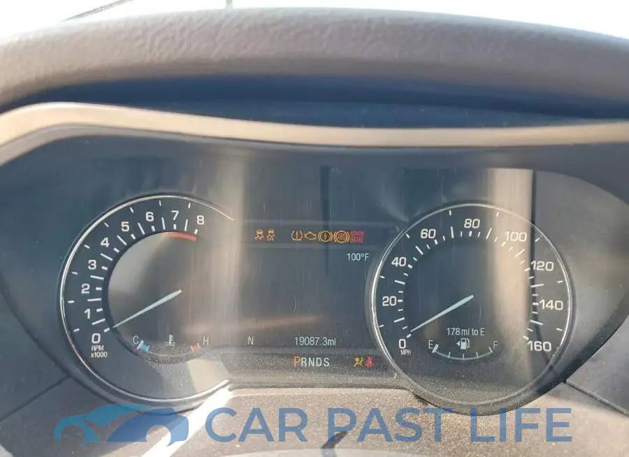3LN6L5DC2HR665024# 9