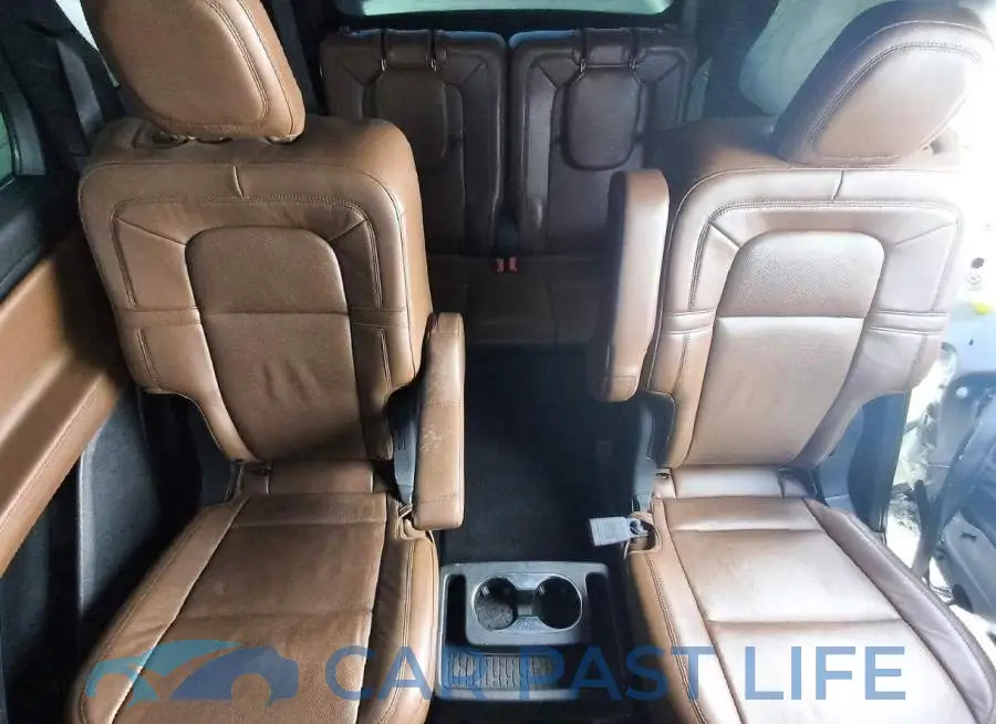 5LM5J7XC4LGL11009# 10