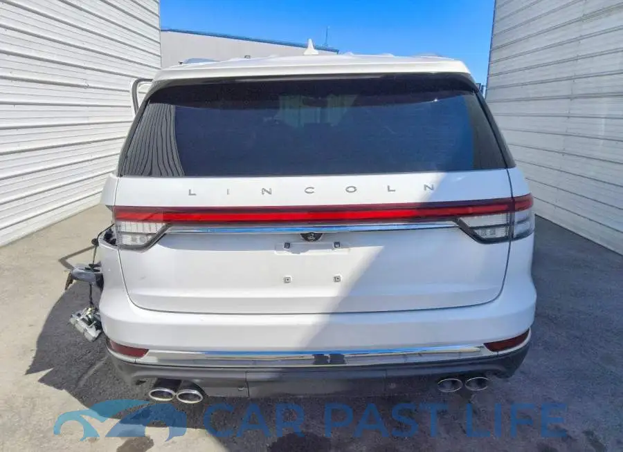 5LM5J7XC4LGL11009# 6