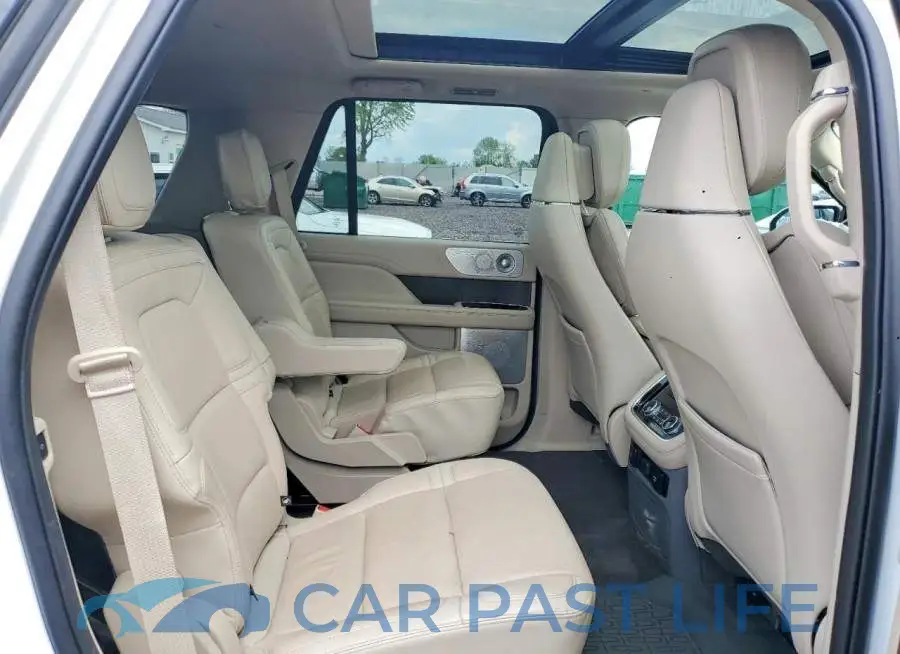 5LMJJ2LT7MEL18329# 11