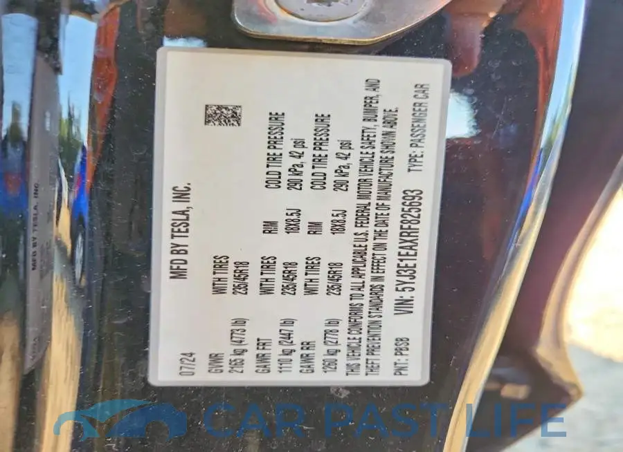 5YJ3E1EAXRF825693# 12