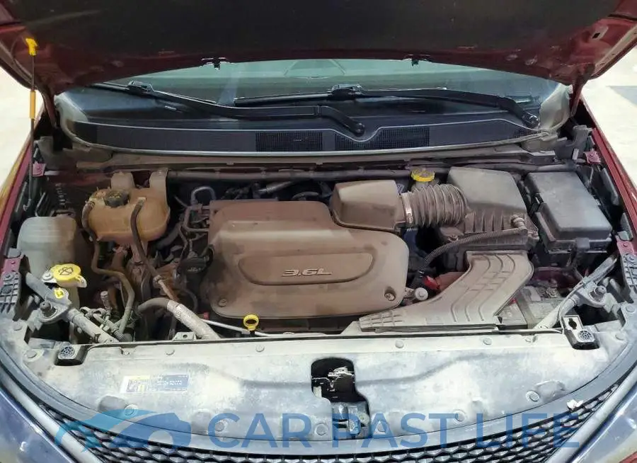 2C4RC1AG5JR101672# 12