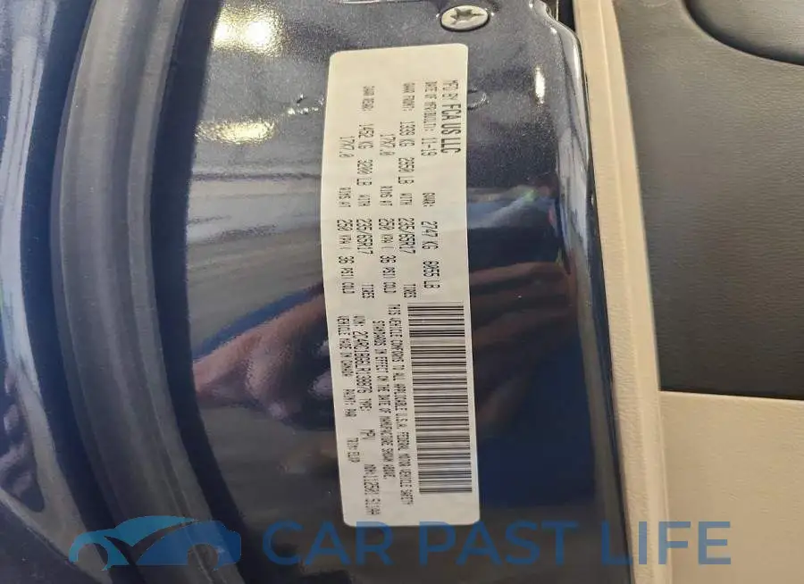 2C4RC1BG6LR138876# 13