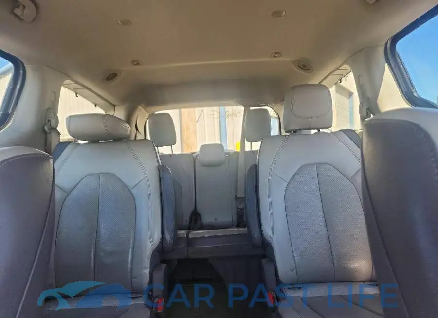 2C4RC1EG3HR627948# 10
