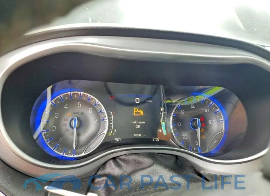 2C4RC1EG9KR699034# 9