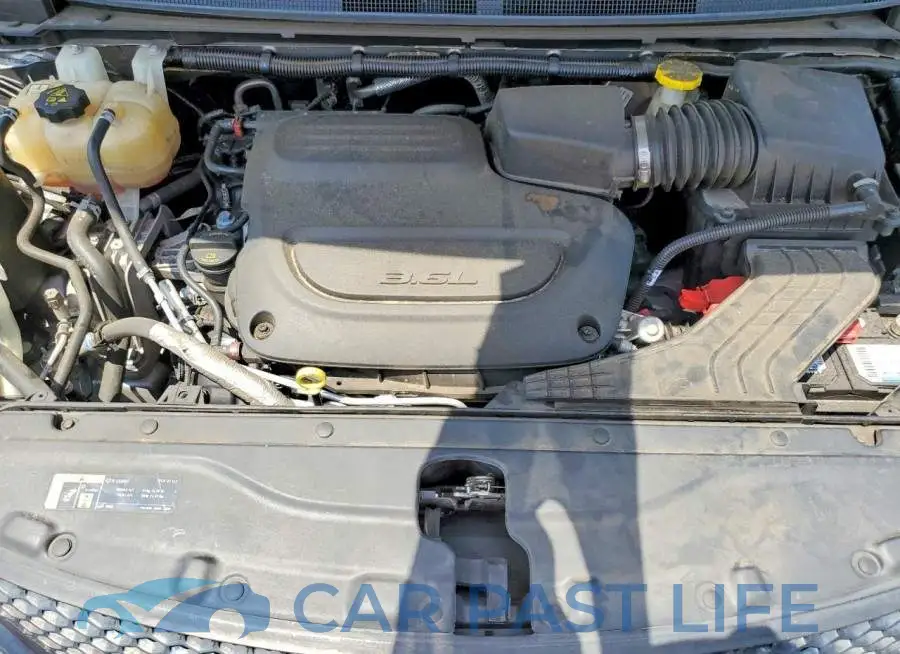 2C4RC1EGXKR639781# 11