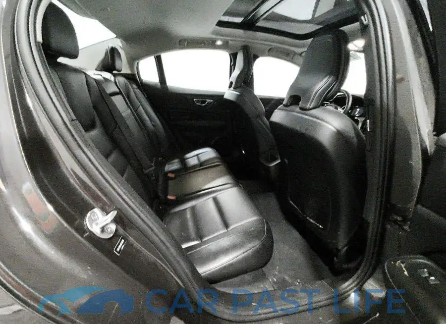 7JRL12FK2RG318528# 10