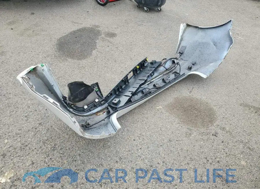 LYV402TM4HB153085# 12