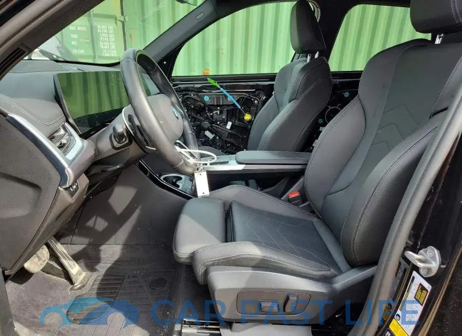 WBX73EF03P5V82878# 7
