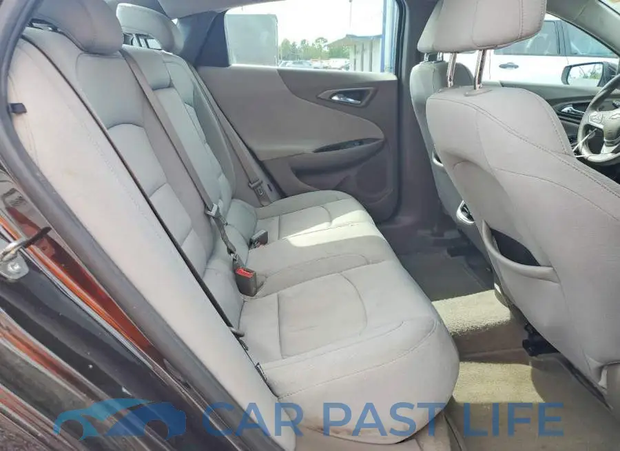 1G1ZD5ST2MF069090# 10