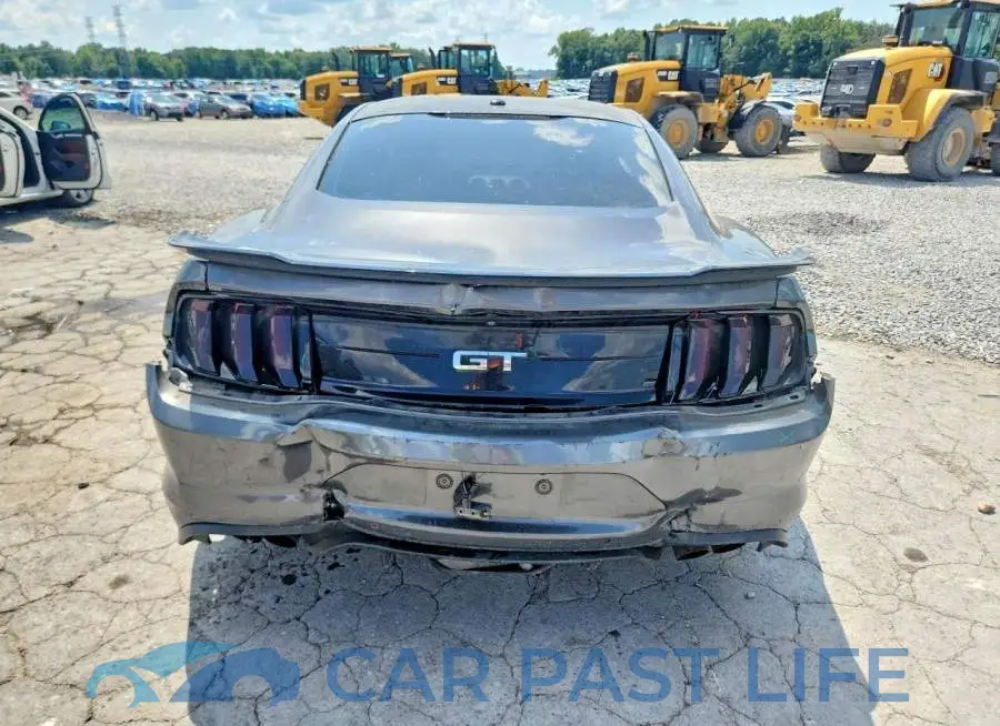 1FA6P8CF9J5126601# 6