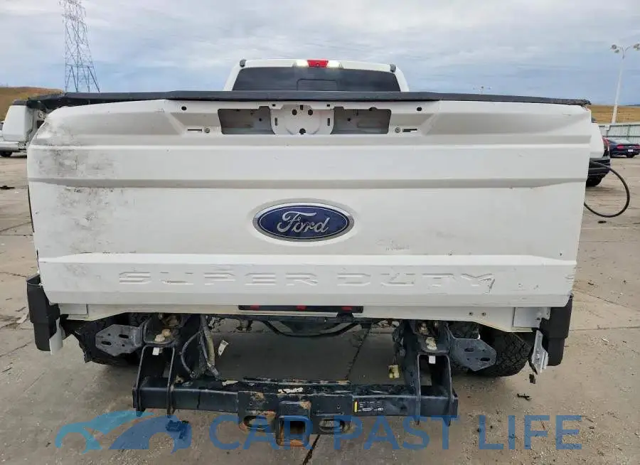 1FT8W3DT2KEC59702# 6