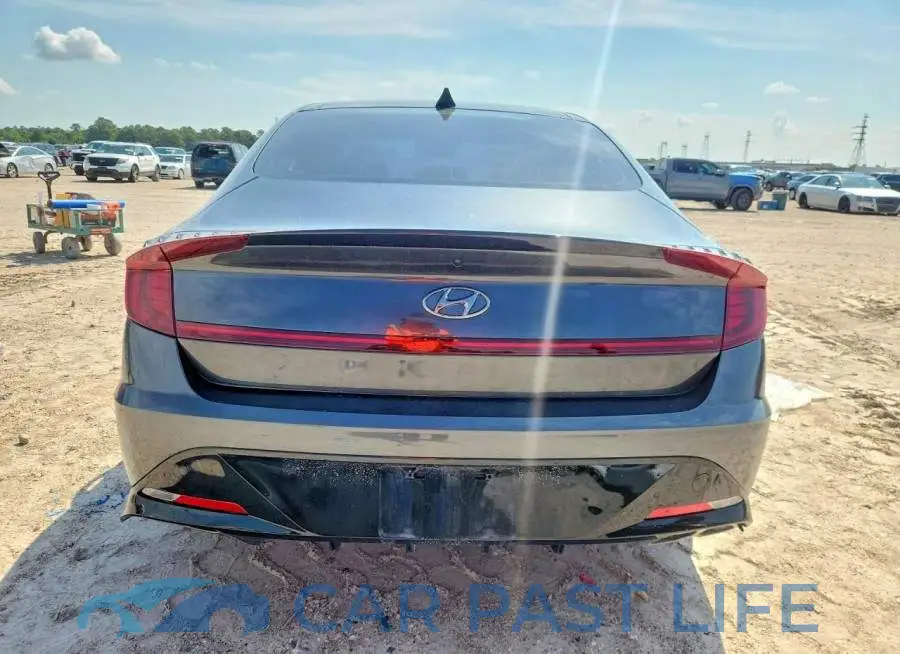 KMHL14JC3PA346490# 6
