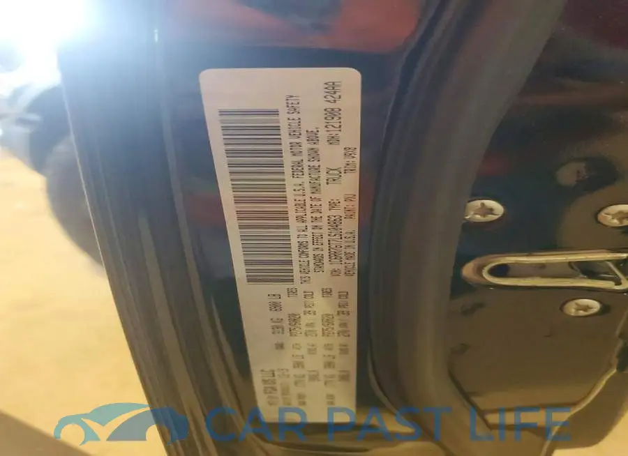 1C6RR7GT7LS104863# 12