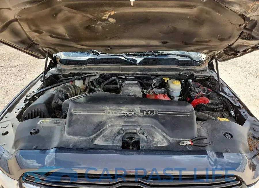 3C63RRLL6KG543145# 11