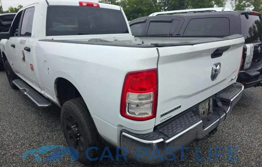 3C6UR5DL2RG100898# 3