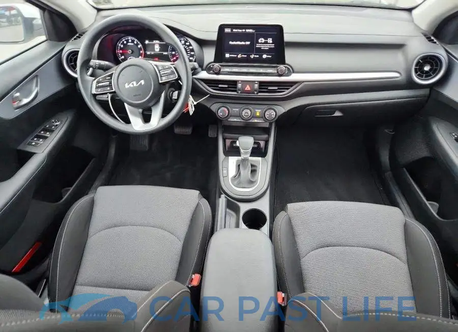 3KPF24AD3PE537699# 8