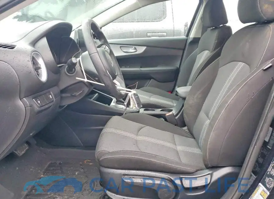 3KPF24AD4RE724209# 7